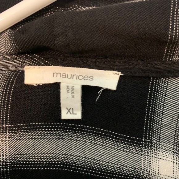 Maurices Blk Gray Plaid Roll Up Sleeve Fringe Hem Asymmetric Open Cardigan Sz XL - Picture 5 of 10